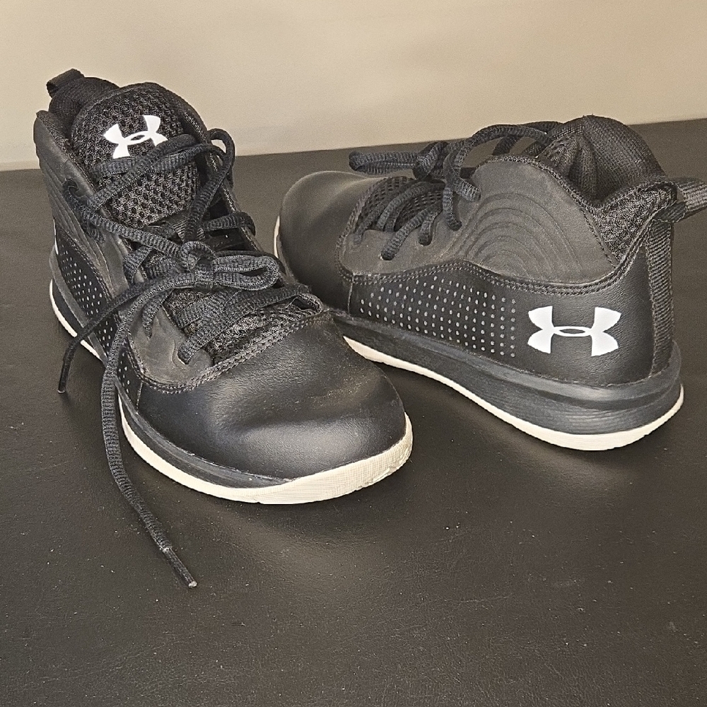 Under Armour Kids Black and White Sneakers